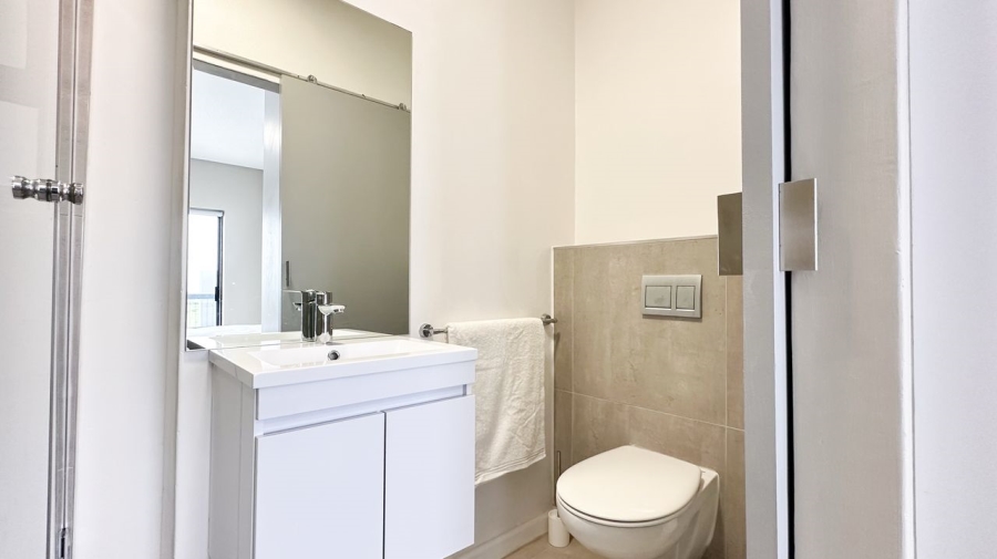To Let 1 Bedroom Property for Rent in Table View Western Cape
